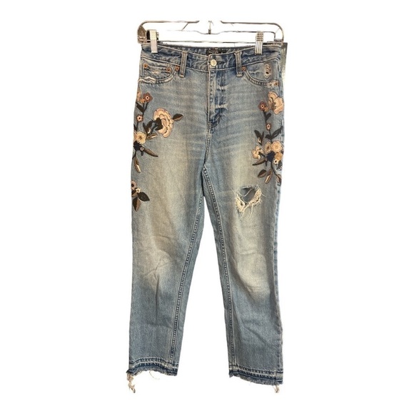 Abercrombie & Fitch Embroidered Boho Annie High Rise Girlfriend Size 25 - Picture 2 of 8